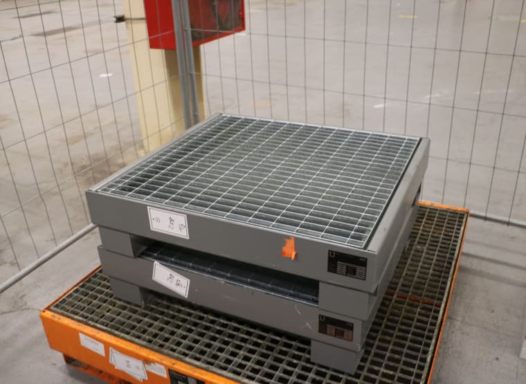 BAUER AW 60-2/M 2 collecting trays