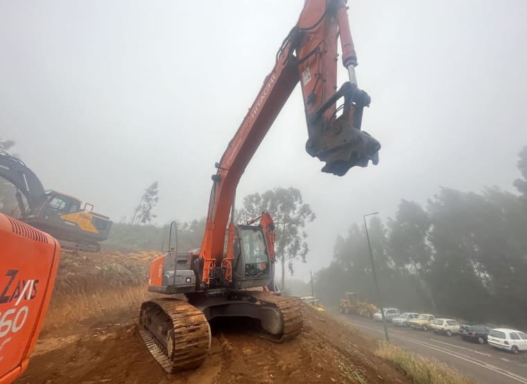 HITACHI ZX280LCN Excavator