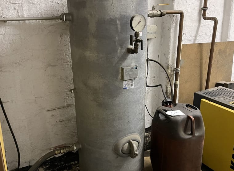 MASCHINEN- UND BEHÄLTERBAU GMBH MB030492-1/350 Compressed air tank